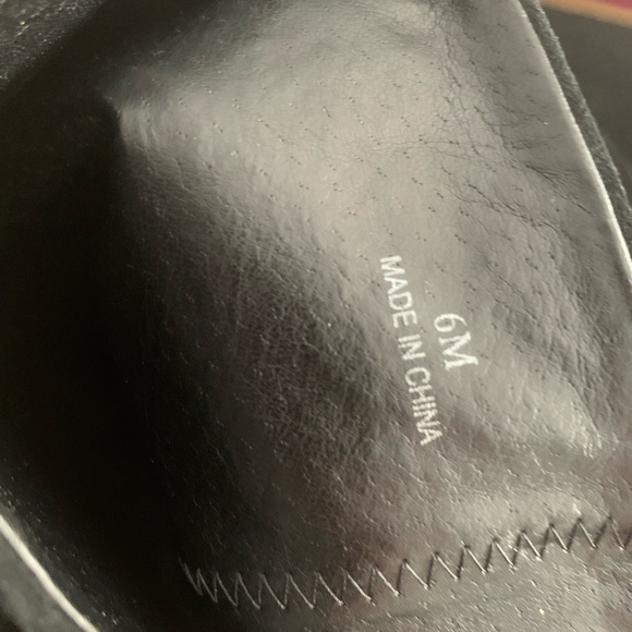 NEW black boots - Picture 2 of 3